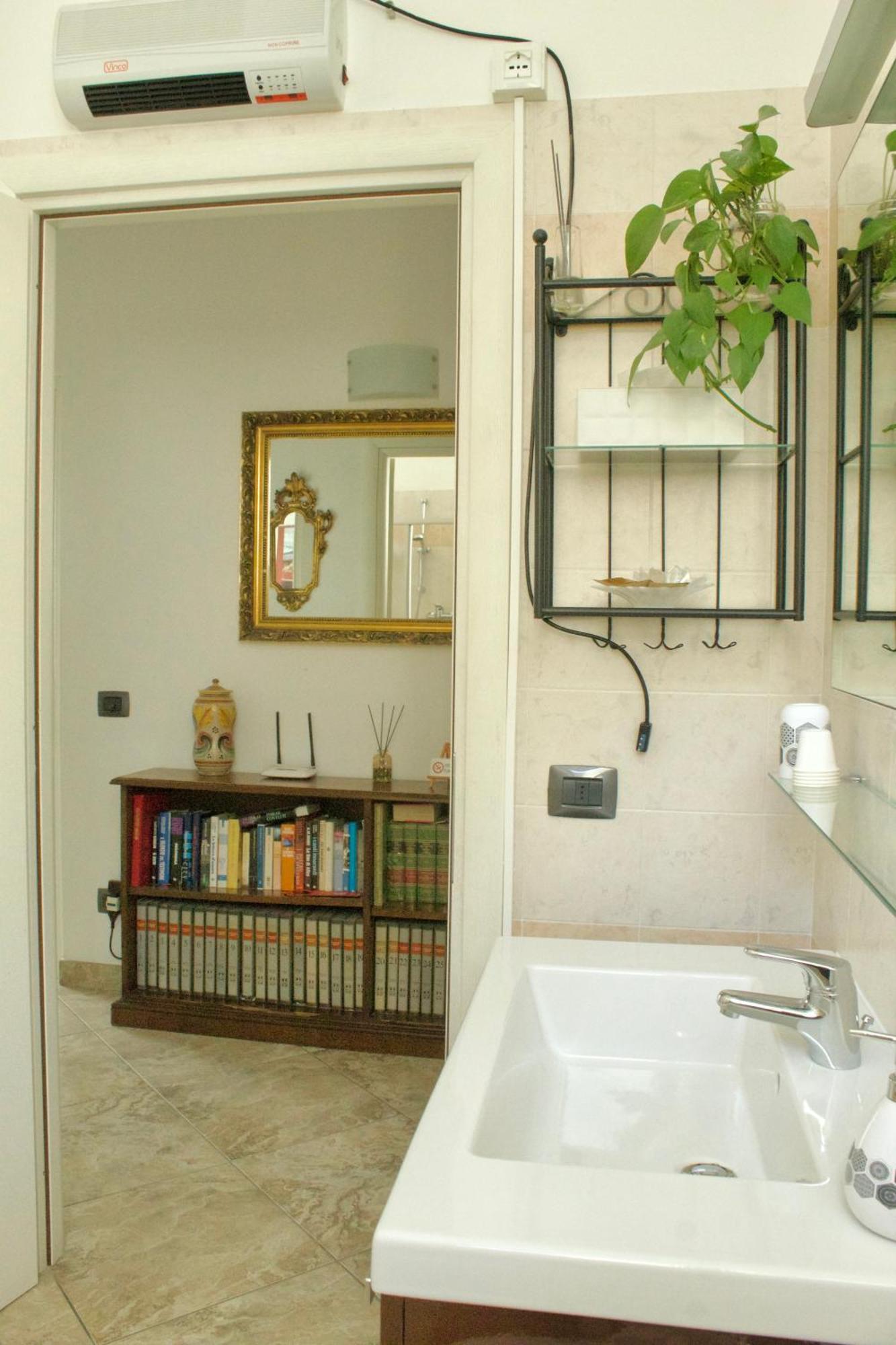 Family Room,1632279074:JPEG
